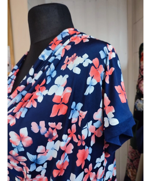 Bluzka z lejącym dekoltem typu woda - pomarańczowe kwiatki